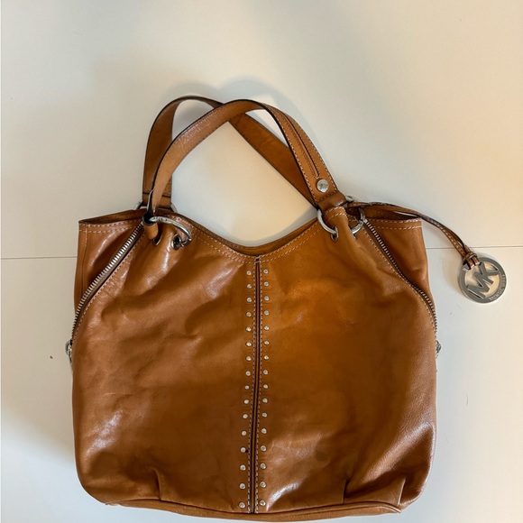 Michael Kors Astor Leather Hobo Shoulder Bag - Picture 11 of 17